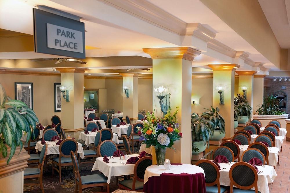 Embassy Suites By Hilton Greensboro Airport Nhà hàng bức ảnh