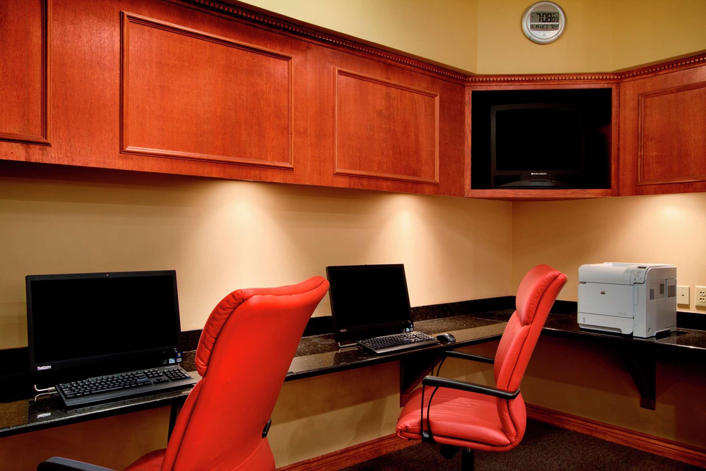 Embassy Suites By Hilton Greensboro Airport Ngoại thất bức ảnh