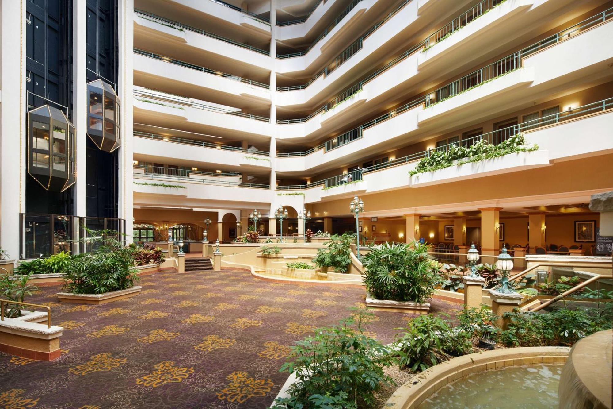 Embassy Suites By Hilton Greensboro Airport Ngoại thất bức ảnh