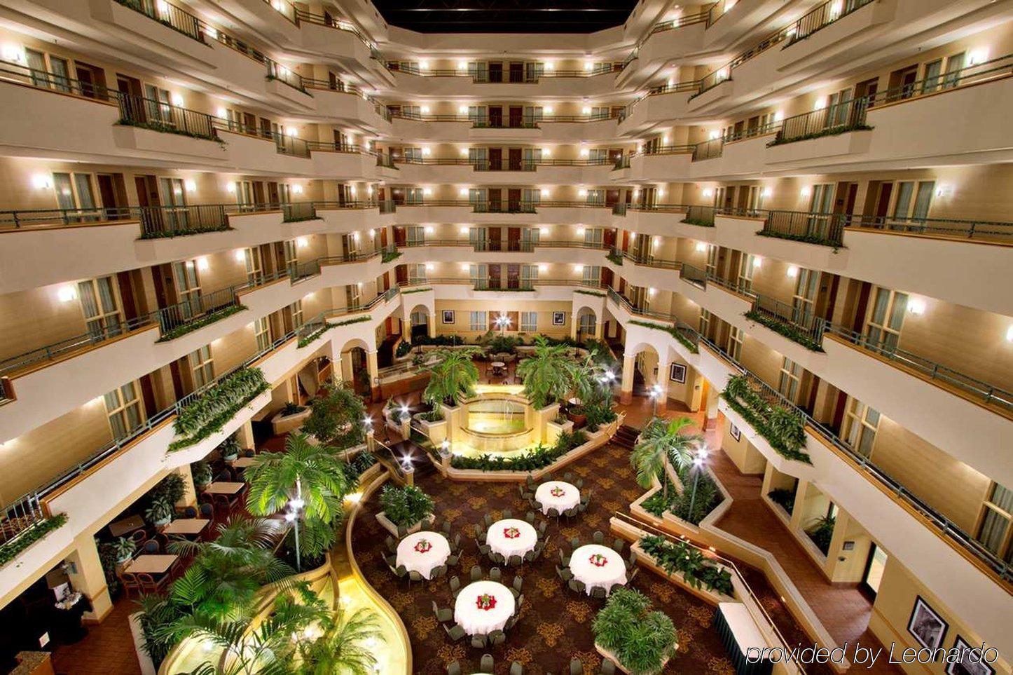 Embassy Suites By Hilton Greensboro Airport Ngoại thất bức ảnh