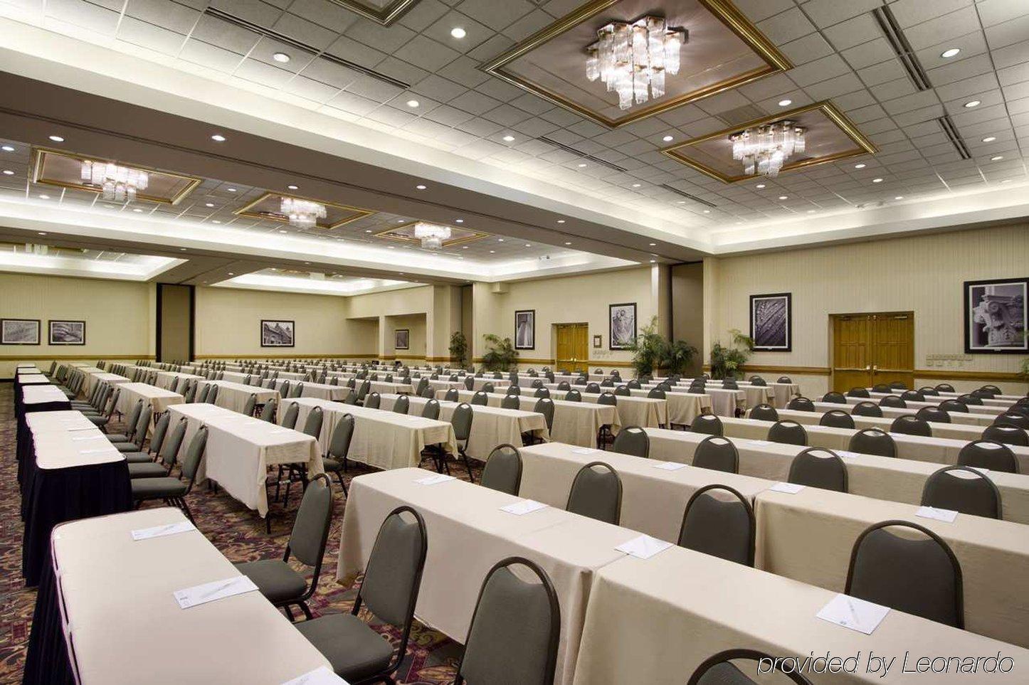 Embassy Suites By Hilton Greensboro Airport Ngoại thất bức ảnh