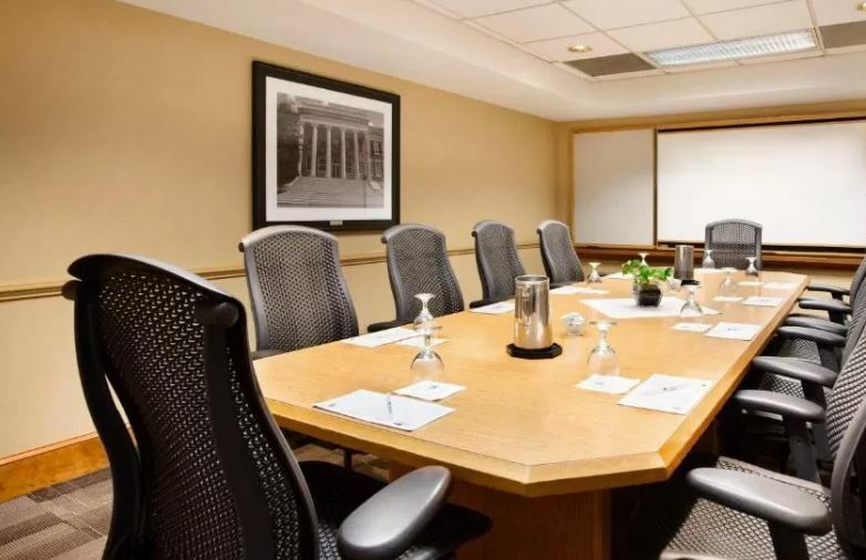 Embassy Suites By Hilton Greensboro Airport Ngoại thất bức ảnh