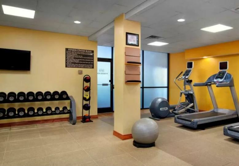 Embassy Suites By Hilton Greensboro Airport Ngoại thất bức ảnh